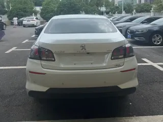 Peugeot 408 2024 купить из Китая, цена 2 273 000 ₽ — Suifenhe Auto