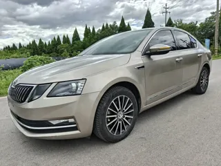 Skoda Octavia 2019 купить из Китая, цена 1 148 000 ₽ — Suifenhe Auto