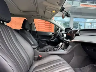 Peugeot 408 2024 купить из Китая, цена 2 300 000 ₽ — Suifenhe Auto