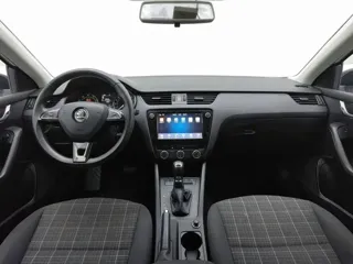 Skoda Octavia 2018 купить из Китая, цена 1 237 000 ₽ — Suifenhe Auto