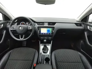 Skoda Octavia 2019 купить из Китая, цена 1 332 000 ₽ — Suifenhe Auto