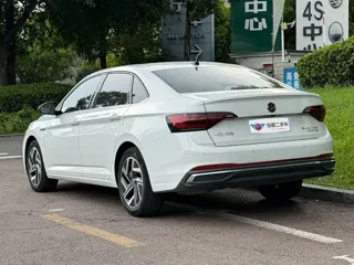 Volkswagen Sagitar 2024 купить из Китая, цена 2 788 000 ₽ — Suifenhe Auto