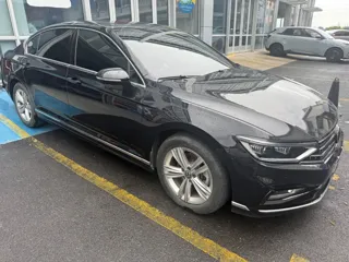 Volkswagen Magotan 2023 купить из Китая, цена 1 904 000 ₽ — Suifenhe Auto