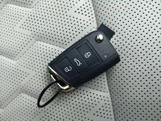 Volkswagen Magotan 2025 купить из Китая, цена 4 071 000 ₽ — Suifenhe Auto