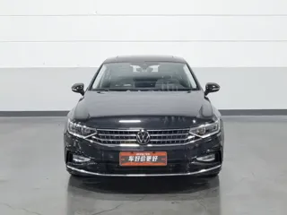 Volkswagen Magotan 2024 купить из Китая, цена 3 901 000 ₽ — Suifenhe Auto