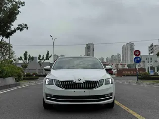 Skoda Octavia 2018 купить из Китая, цена 1 213 000 ₽ — Suifenhe Auto
