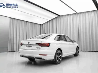 Volkswagen Sagitar 2022 купить из Китая, цена 1 589 000 ₽ — Suifenhe Auto