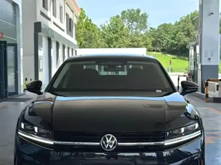 Volkswagen Magotan 2024 купить из Китая, цена 4 093 000 ₽ — Suifenhe Auto