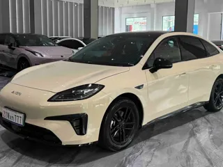 Aion RT 2025 купить из Китая, цена 2 913 000 ₽ — Suifenhe Auto
