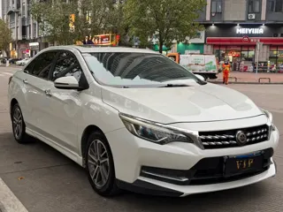 Venucia D60 2018 купить из Китая, цена 1 214 000 ₽ — Suifenhe Auto