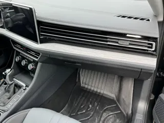 Volkswagen Sagitar 2026 купить из Китая, цена 3 141 000 ₽ — Suifenhe Auto