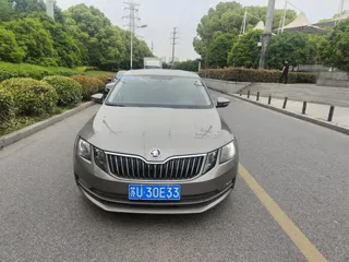 Skoda Octavia 2021 купить из Китая, цена 1 253 000 ₽ — Suifenhe Auto