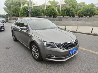 Skoda Octavia 2021 купить из Китая, цена 1 253 000 ₽ — Suifenhe Auto