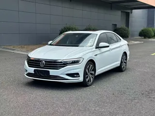 Volkswagen Sagitar 2022 купить из Китая, цена 1 636 000 ₽ — Suifenhe Auto