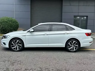 Volkswagen Sagitar 2022 купить из Китая, цена 1 636 000 ₽ — Suifenhe Auto