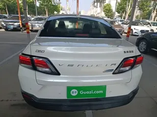 Venucia D60 2019 купить из Китая, цена 1 280 000 ₽ — Suifenhe Auto