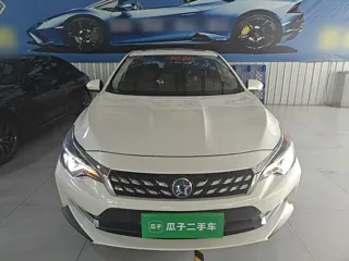 Venucia D60 2018 купить из Китая, цена 1 173 000 ₽ — Suifenhe Auto