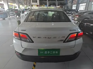 Venucia D60 2018 купить из Китая, цена 1 173 000 ₽ — Suifenhe Auto
