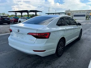 Volkswagen Sagitar 2020 купить из Китая, цена 1 533 000 ₽ — Suifenhe Auto