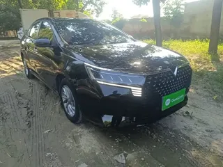 Venucia D60 2025 купить из Китая, цена 1 356 000 ₽ — Suifenhe Auto