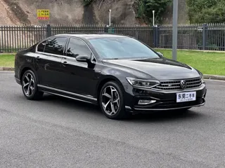 Volkswagen Magotan 2024 купить из Китая, цена 3 966 000 ₽ — Suifenhe Auto