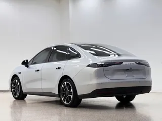 Aion RT 2025 купить из Китая, цена 3 408 000 ₽ — Suifenhe Auto