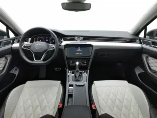 Volkswagen Magotan 2025 купить из Китая, цена 3 849 000 ₽ — Suifenhe Auto