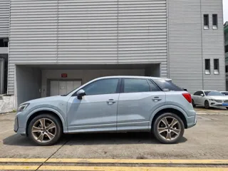 Audi Q2L 2022 купить из Китая, цена 1 665 000 ₽ — Suifenhe Auto