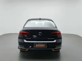 Volkswagen Magotan 2021 купить из Китая, цена 1 598 000 ₽ — Suifenhe Auto