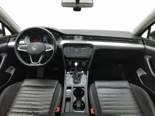 Volkswagen Magotan 2021 купить из Китая, цена 1 598 000 ₽ — Suifenhe Auto
