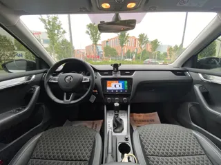 Skoda Octavia 2020 купить из Китая, цена 1 793 000 ₽ — Suifenhe Auto