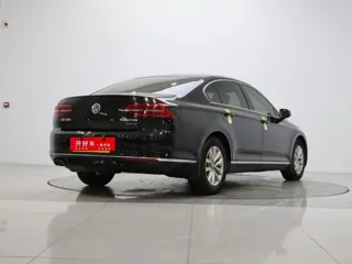 Volkswagen Magotan 2018 купить из Китая, цена 1 585 000 ₽ — Suifenhe Auto