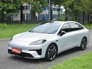 Aion RT 2025 купить из Китая, цена 3 131 000 ₽ — Suifenhe Auto