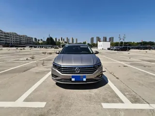 Volkswagen Sagitar 2020 купить из Китая, цена 1 302 000 ₽ — Suifenhe Auto