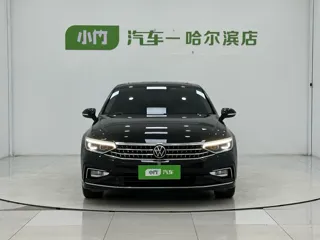 Volkswagen Magotan 2023 купить из Китая, цена 2 105 000 ₽ — Suifenhe Auto