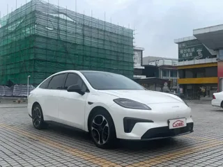 Aion RT 2026 купить из Китая, цена 3 404 000 ₽ — Suifenhe Auto
