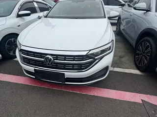 Volkswagen Sagitar 2024 купить из Китая, цена 2 583 000 ₽ — Suifenhe Auto