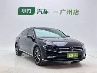 Volkswagen Magotan 2023 купить из Китая, цена 1 949 000 ₽ — Suifenhe Auto