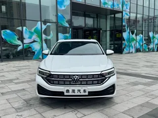 Volkswagen Sagitar 2025 купить из Китая, цена 3 028 000 ₽ — Suifenhe Auto