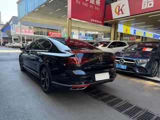 Volkswagen Magotan 2024 купить из Китая, цена 4 047 000 ₽ — Suifenhe Auto