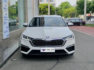 Skoda Octavia 2021 купить из Китая, цена 1 702 000 ₽ — Suifenhe Auto