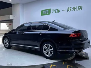 Volkswagen Magotan 2024 купить из Китая, цена 2 780 000 ₽ — Suifenhe Auto