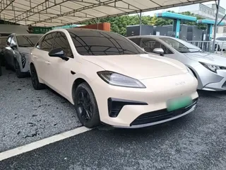 Aion RT 2025 купить из Китая, цена 3 339 000 ₽ — Suifenhe Auto