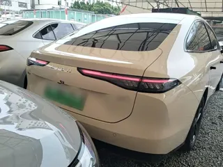 Aion RT 2025 купить из Китая, цена 3 339 000 ₽ — Suifenhe Auto
