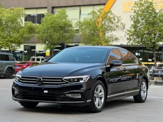 Volkswagen Magotan 2023 купить из Китая, цена 2 105 000 ₽ — Suifenhe Auto
