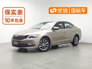 Skoda Octavia 2023 купить из Китая, цена 1 267 000 ₽ — Suifenhe Auto