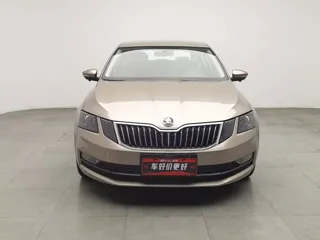 Skoda Octavia 2023 купить из Китая, цена 1 267 000 ₽ — Suifenhe Auto