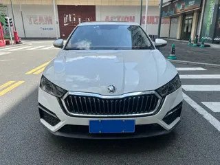 Skoda Octavia 2023 купить из Китая, цена 1 636 000 ₽ — Suifenhe Auto