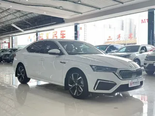 Skoda Octavia 2023 купить из Китая, цена 2 470 000 ₽ — Suifenhe Auto