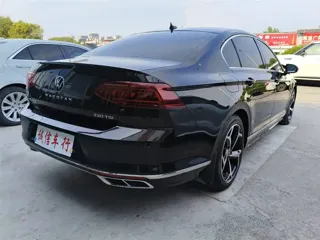 Volkswagen Magotan 2024 купить из Китая, цена 3 875 000 ₽ — Suifenhe Auto